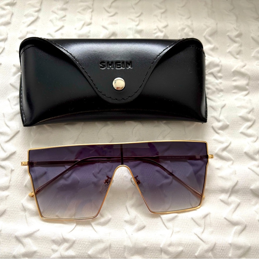 Women’s Gradient Lens Sunglasses